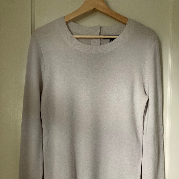 100% Merino Wool Banana Republic Sweater, Lavender, L - Picture 1 of 4